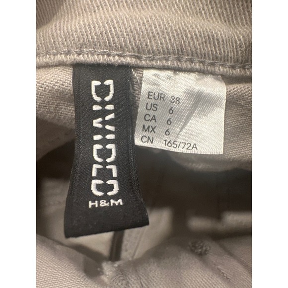 H&M DIVIDED Women's Flare Jeans Size 6 Gray Casual Denim Pants - Picture 6 of 7
